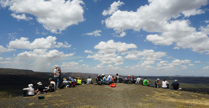 Mittagspause an der Menengai Kaldera. Foto: Corinna Kallich.