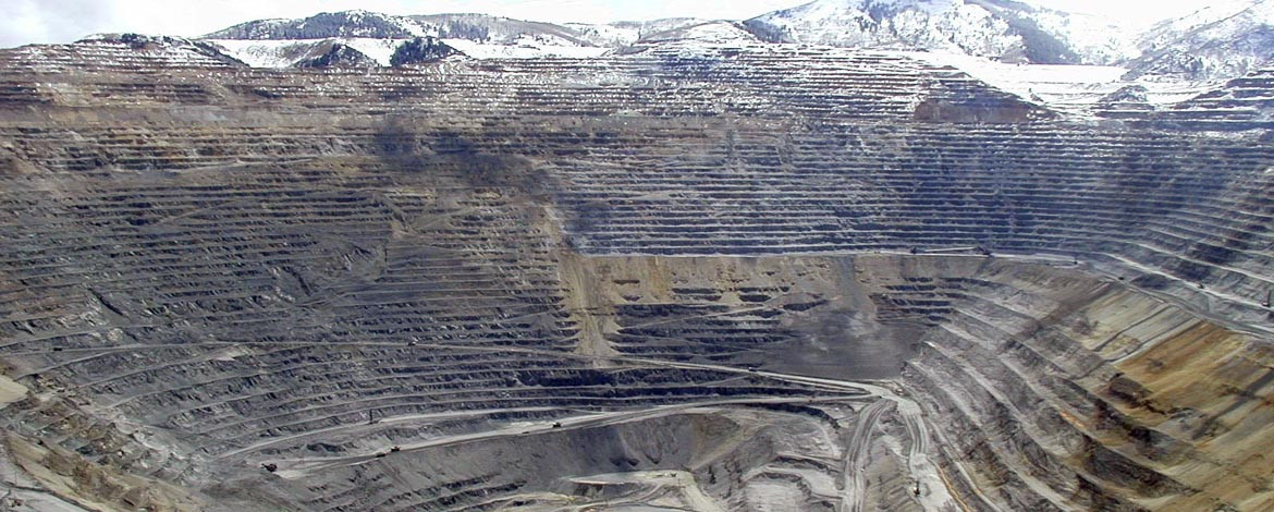 Bingham Canyon copper mine, UT, USA: Rio Tinto, Source: Spencer Musick