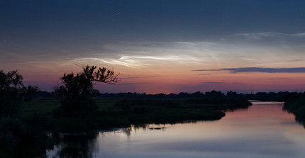 Noctilucent cloud over Gülper Havel | Location: 52°43'35.1"N 12°13'07.0"E