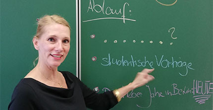 Portrait of a lecturer at the ISC Potsdam namend Katja Baumeister-Fränzel