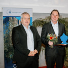 Geoscientist Dr. Gerold Zeilinger (center) received the Technology Transfer Award, here with Dr. Andreas Bohlen (left, UP Transfer GmbH) & Sascha Thormann (right, Potsdam Transfer).