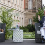 Wissenschaftsministerin Dr. Manja Schüle und Unisprecherin Dr. Silke Engel im Gespräch beim „UP.talks“: Vorschau am Campus Am Neuen Palais