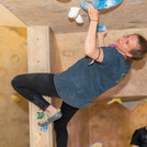 Boulderin an der Wand