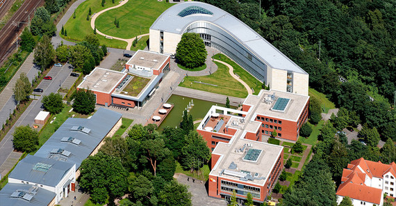 Luftbild des Hasso-Plattner-Instituts 2011 | Foto: Lutz Hannemann, HPI