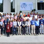 Gruppenbild der Teilnehmer des Symposiums.