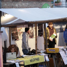 Verschiedene Stände auf dem Markt der Möglichkeiten.