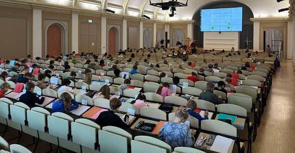 Klassenstufen 5 und 6 im Audimax am Campus Neues Palais