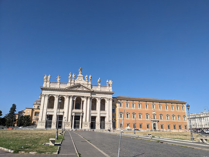 Lateran-Basilika, Außenansicht