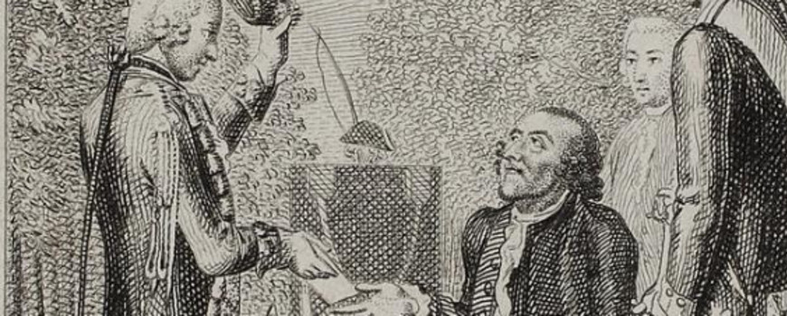 Bildausschnitt einer Radierung. Drei Männer stehen um einen Sitzenden. Im Hintergrund sind Bäume und ein Rednerpult zu sehen. Sie tragen alle die im 18. Jahrhundert übliche Kleidung. Der linke Mann übergibt dem Sitzenden ein Dokument und hebt seinen Hut dabei als Geste der Ehrerbietung.