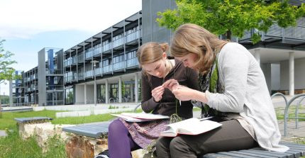 Institut für Biochemie und Biologie