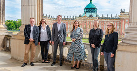 Jörg Hafer; Dr. Britta van Kempen; Dr. Peter Kostädt; Ministerin Dr. Manja Schüle; Prof. Dr. Ulrike Lucke ; Anja van Bernum | Foto: Ernst Kaczynski