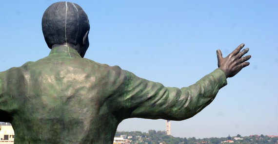Statute von Nelson Mandela in Pretoria. Foto: Diana Banmann