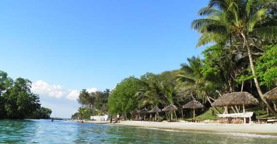 A Deceptive Idyll: Zanzibar is struggling with environmental problems. Photo: Birgit Zipf