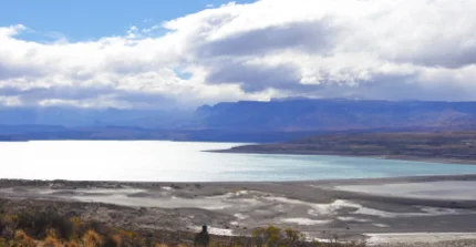 Lago Pueyrredón. Photo by E. Schönfeldt