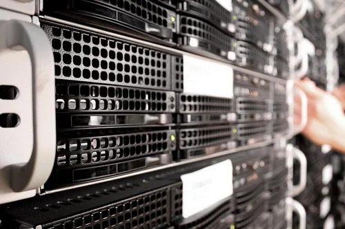 Foto eines Serverschrankes