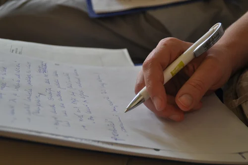 Hand mit Stift