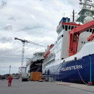 Polarstern in Bremerhaven ready for transit