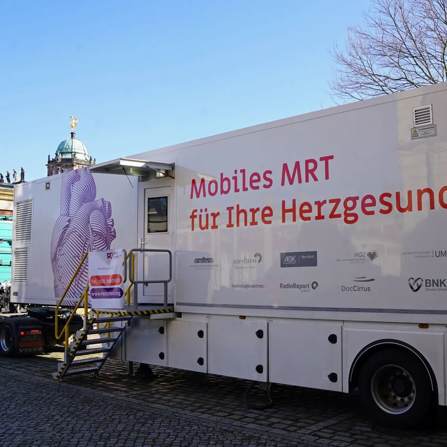 Mobiles MRT-Gerät