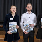 Vergabefeier Deutschlandstipendium 2019/20: Stipendiatinnen und Stipendiat von Stefan Groth sowie Vizepräsident Prof. Dr. Schweigert