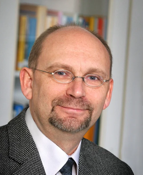 apl. Prof. Dr. Frank Tosch