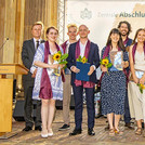 Gruppenfoto der Jahrgangsbesten der Philosophischen Fakultät.