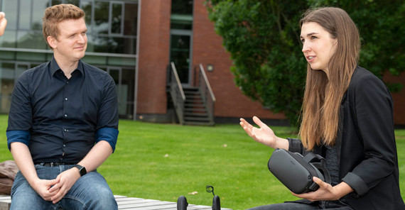 Im Interview mit Mathematikdidaktikerin Lena Florian und Informatiker Raphael Zender zu virtuellen Lehr- und Lernformaten an der Universität Potsdam. | Foto: Thomas Roese