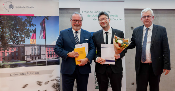 Christian-Schertz-Preisträger Dr. Roman Schneider