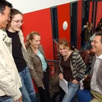 10. Potsdamer Leibniz-Kolleg: Schülerinnen und Schüler im Gespräch mit Geowissenschaftler Prof. Dr. Roland Oberhänsli 