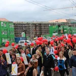 Demonstrationszug in Höhe des Stadtschlossneubaus