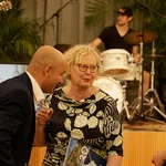 Preisträger Najibullah Kakar (links im Bild) konnte vor Ort im Audimax teilnehmen.