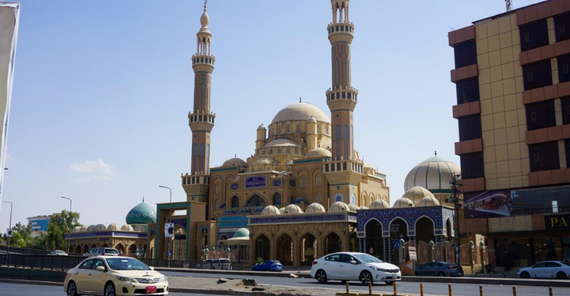 Das Bild zeigt die Jalil Khayat Moschee in Erbil. Das Foto ist von René Loibl.