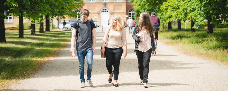 Studierende am Campus Neues Palais