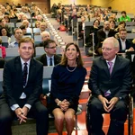 Eröffnung der Negotiation Academy Potsdam: Direktorin Prof. Dr. Uta Herbst mit Bundesfinanzminister Wolfgang Schäuble und Uni-Präsident Prof. Oliver Günther, Ph.D.
