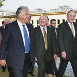 Auftakt mit Prominenz: Hasso Plattner, Michail Gorbatschow und Hans-Dietrich Genscher bei der Grundsteinlegung für das Hasso-Plattner-Institut