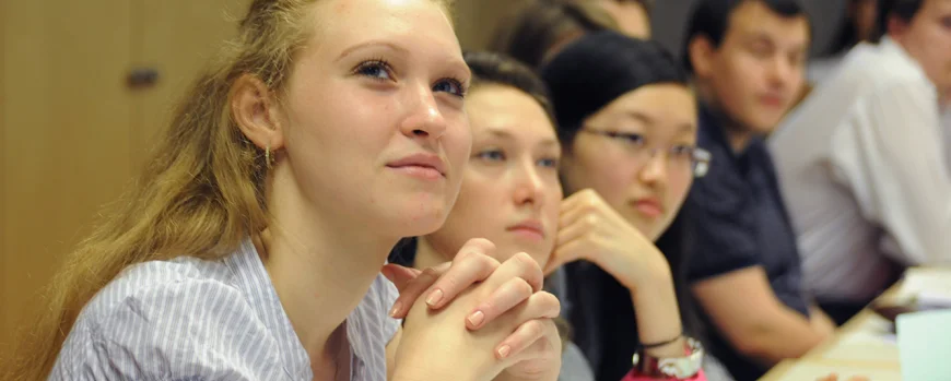 Studierende in Seminarsituation