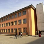 Neu an Alt: Das Haus für die Kunst und die Musik hat ein außen liegendes Treppenhaus erhalten.