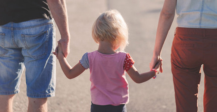 Eltern sollten und können ihren Kindern die Angst vor dem Unerklärlichen nehmen. | Foto: Pixabay/Pexels