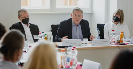 Nahaufnahme vom Kooperationsschultreffen