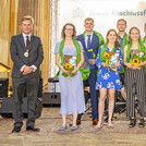 Gruppenfoto der Jahrgangsbesten der Wirtschafts- und Sozialwissenschaftlichen Fakultät.