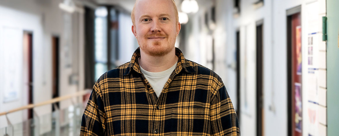 Dr. Joseph Whittingham für Dissertation zu Galaxienverschmelzungen ausgezeichnet - 