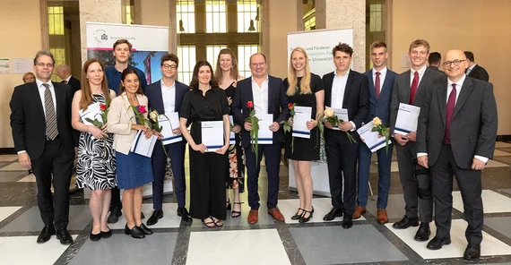 Gruppenfoto der Preistragenden