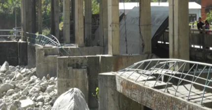 Destruction of a hydropower dam followed by a catastrophic mass movement (Photo: W. Schwanghart)