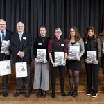 Vergabefeier Deutschlandstipendium 2019/20: Die Ferdinand und Charlotte Schimmelpfennig-Stiftung und Stipendiatinnen sowie Vizepräsident Prof. Dr. Schweigert