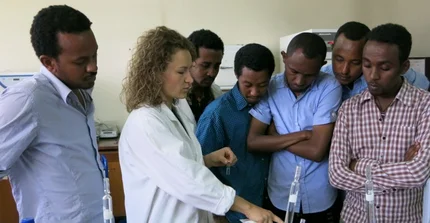 Explanation of a rapid test kit analysis