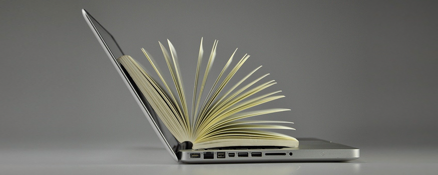 Laptopwithbook