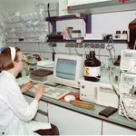 Im Labor: Ernährungswissenschaftlerin am Standort Rehbrücke