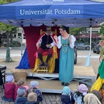Kindertheater vom König Achtlos.
