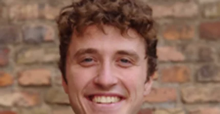Portrait Tobias Tenbuß