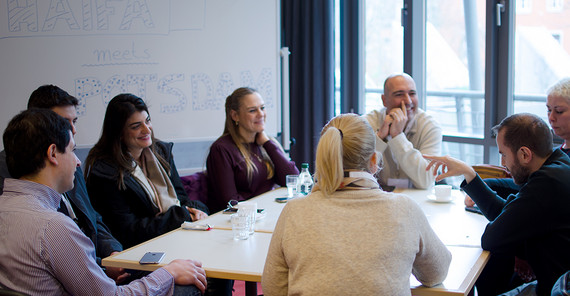 Israelische Studierende zu Gast beim Team der Verwaltungswissenschaftlerin Prof. Dr. Sabine Kuhlmann.