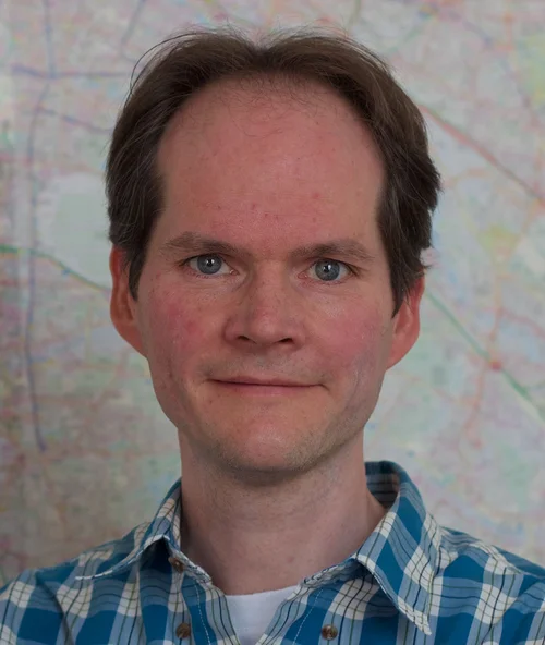 The picture shows Professor Doctor Jonathan Jeschke